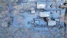 Luftaufnahme Modernes Wohnen in den Weinbergen vor den Toren der Gro�stadt