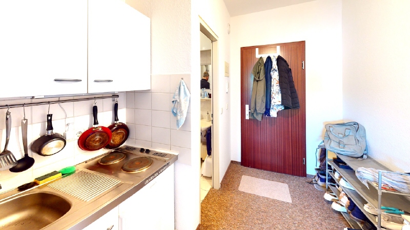 Diele mit K�chennische Wohnung Dresden