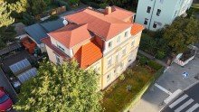 Hausansicht Frei werdende gro�z�gige Stadtvilla mit Ausbaureserve und Nebengelass