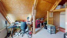 Zimmer im Dachgeschoss Gepflegte Doppelhaush�lfte im Dresdner Norden