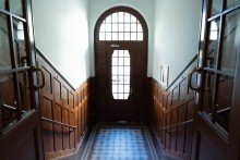 Hausflur Wohnung oder B�ro?