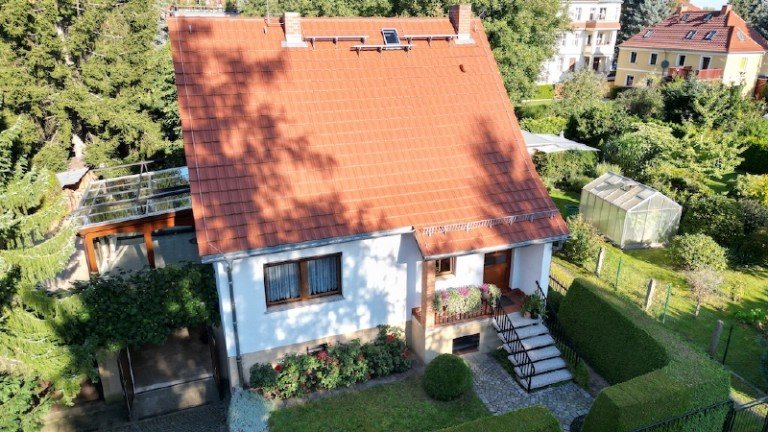 Geb�udeansicht Dresden Haus Selbstversorgende Gartenfreunde aufgepasst! Gepflegtes Stadthaus mit gro�em Garten