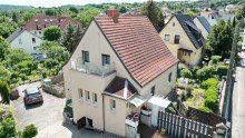 Hausansicht Blick ins Gr�ne �ber Dresden