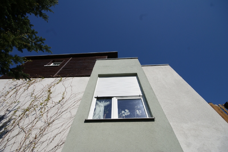 Detail Fassade Doppelhaush�lfte Dresden
