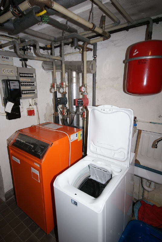 Heizung im Keller Einfamilienhaus Bannewitz