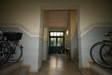 Treppenhaus Neustadt - vermietete Studentenbude in gefragter Gegend