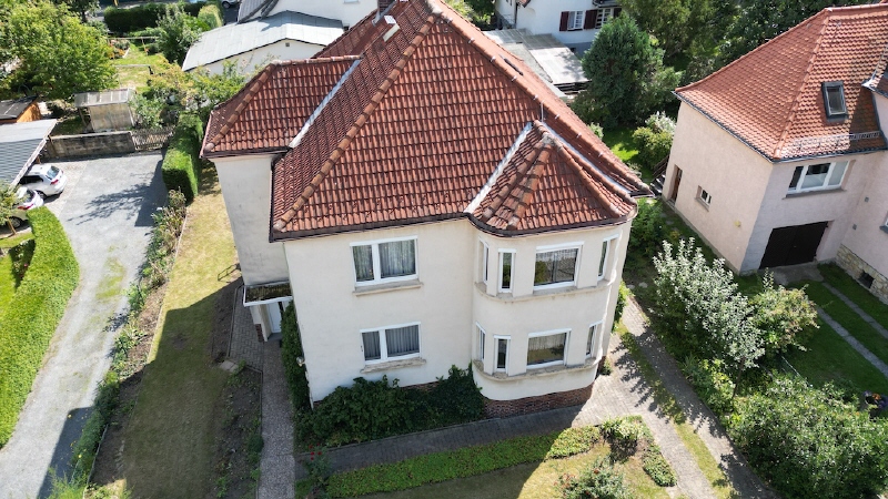 Stra�enseite Haus Dresden