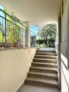 Hintereingang Wohnung oder B�ro?