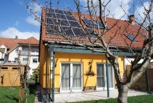 S�dseite Gepflegte Doppelhaush�lfte im Dresdner Norden