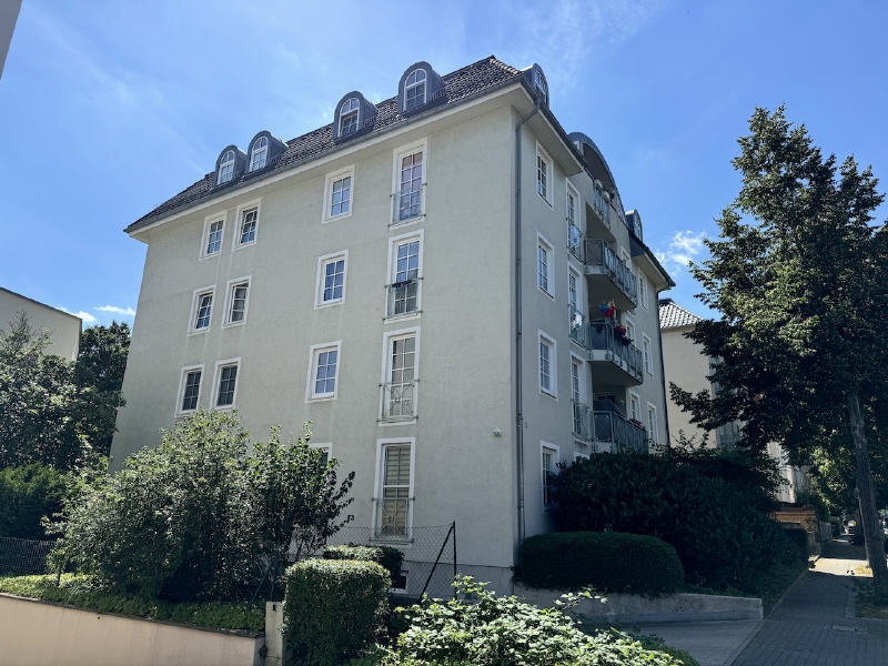 Stra�enseite Wohnung Dresden