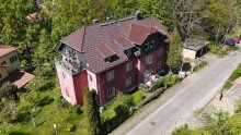 Hausansicht Mehrfamilienhaus in traumhafter H�henlage Dresdens