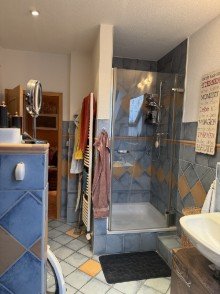 Bad DG Mehrfamilienhaus in traumhafter H�henlage Dresdens