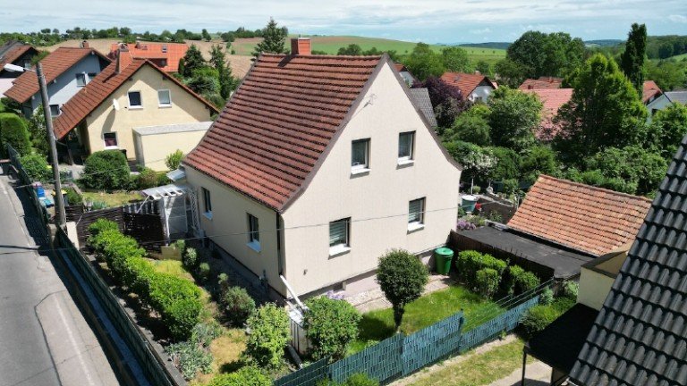 Hausansicht Possendorf Einfamilienhaus Blick ins Gr�ne �ber Dresden