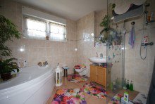 Bad im 1 Obergeschoss A-Lage mit Traumblick �ber ganz Dresden