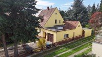 Bild (a8ebe7c65fc12dc8c63319e9469dd046): Urbanes Wohnflair trifft Naturidylle - Doppelhaush�lfte direkt am Leutewitzer Park