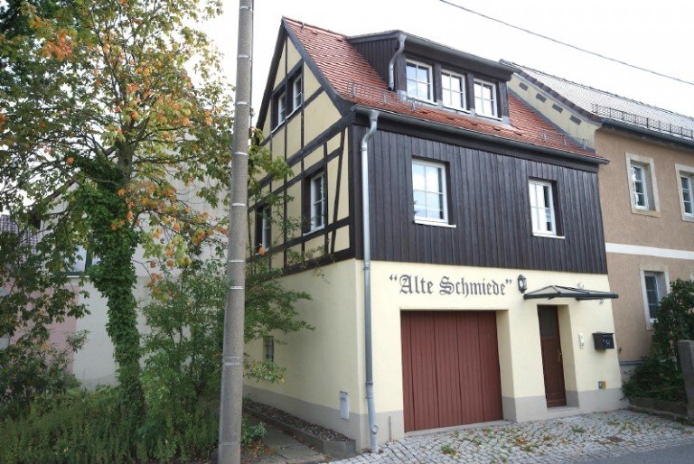 Hausansicht Pirna Einfamilienhaus Historisches schickes kleines Haus im w�ndersch�nen Dorfkern