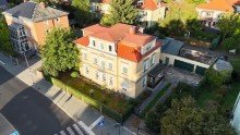 Hausansicht Frei werdende gro�z�gige Stadtvilla mit Ausbaureserve und Nebengelass
