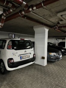 Tiefgarage Kleine Wohnung in sch�ner Gegend von Dresden