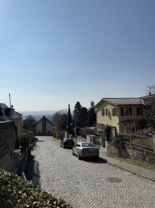 Umgebung! Mehrfamilienhaus in traumhafter H�henlage Dresdens