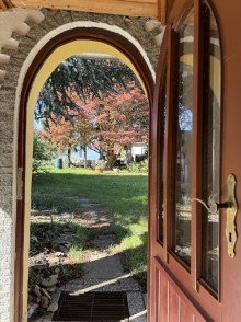 Blick aus Wintergarten in den Garten Urbanes Wohnflair trifft Naturidylle - Doppelhaush�lfte direkt am Leutewitzer Park