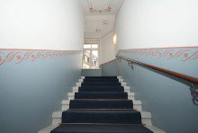 Treppenhaus * * * Sichere Kapitalanlage in gefragter Wohnlage * * *