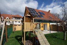 Platz zum spielen Gepflegte Doppelhaush�lfte im Dresdner Norden